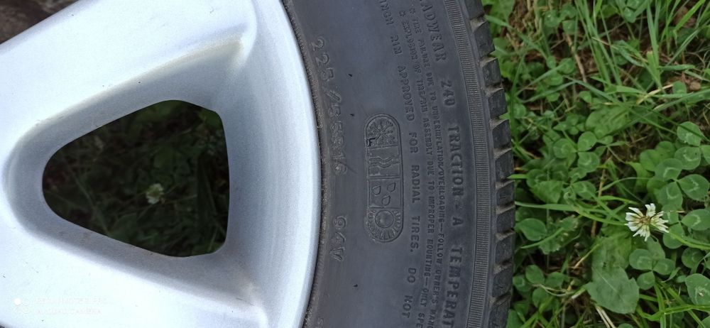 Джипови джанти с гуми 16 цола 225/55/16 5x114,3 Honda CRV, Toyota, Maz