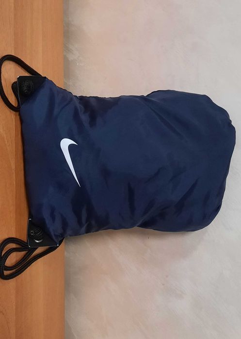 Nike-Много Запазена