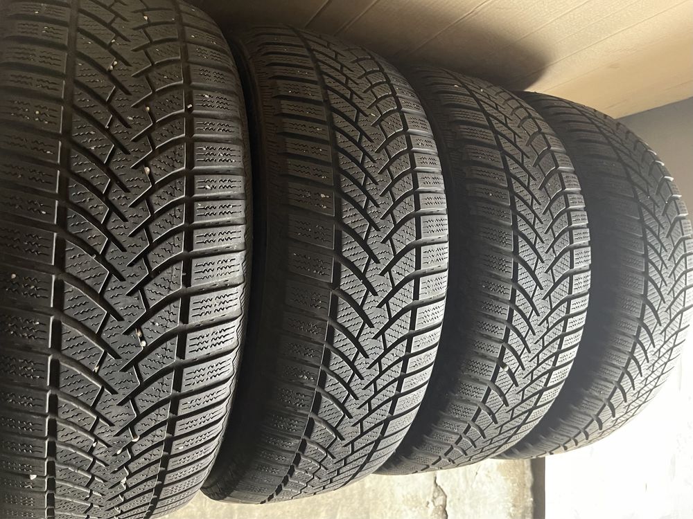 215/55R17 Semperit Speed-Grip 3