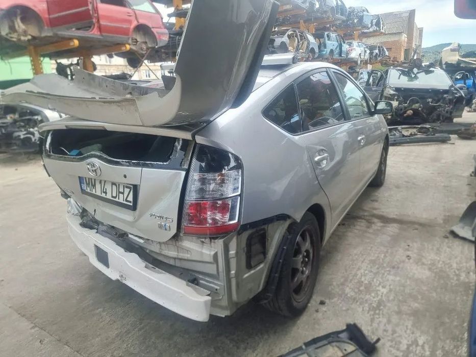Dezmembrez Toyota Prius , an 2005, motor 1.5 hybrid, 57 kw, 1nz-fxe, cutie de viteze automata