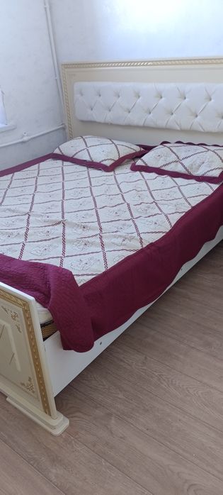 Продам кровать двух спалка!Причина продажи в связи с переездом!