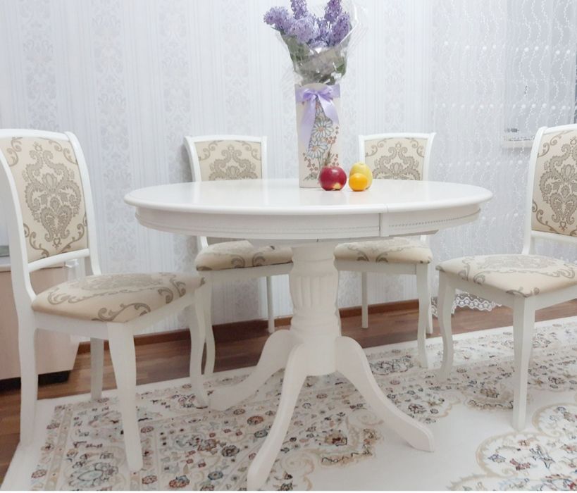 Продам стол малайзия, недорого