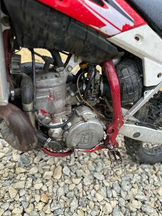 Vând enduro huqsvarna 300 powervalve