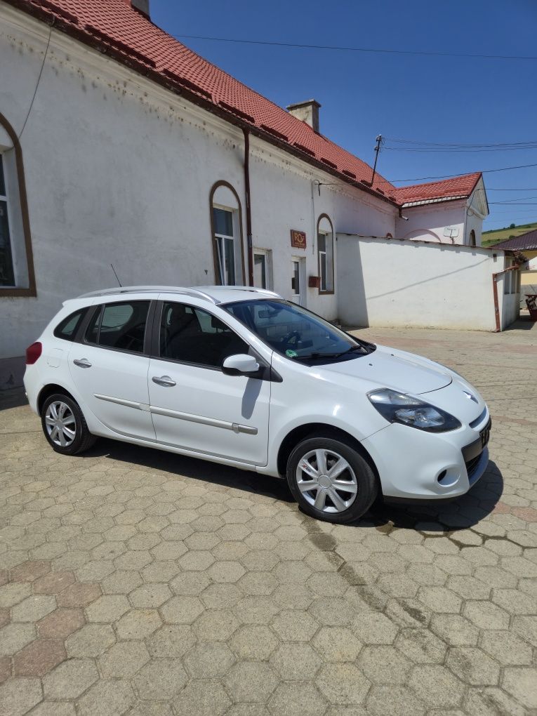 Renault Clio 1.5 DCI-6 viteze