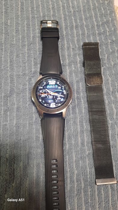 Samsung watch 46mm. R800