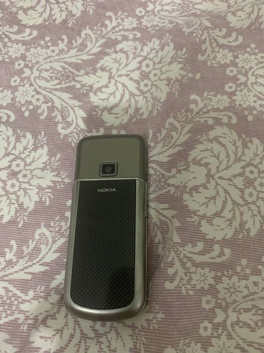Nokia 8800 carbon ideal
