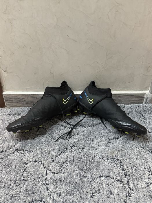 Nike Phantom бутонки