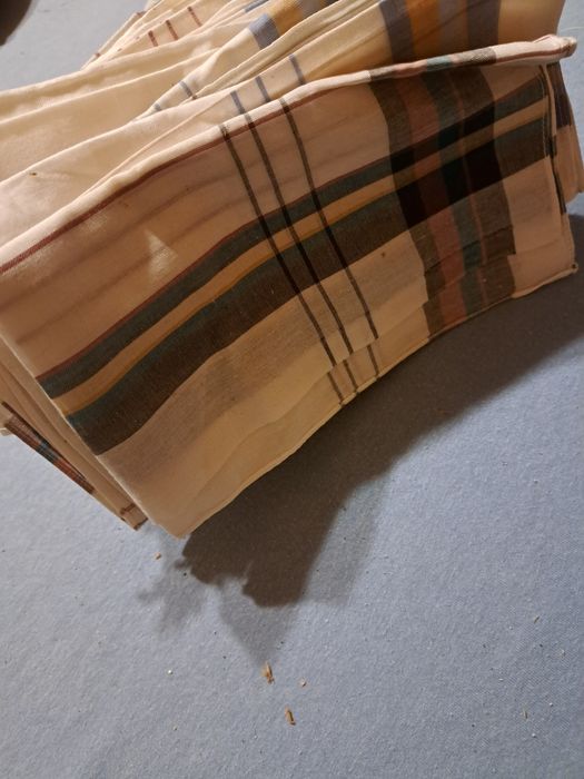 35 платнени носни кърпи