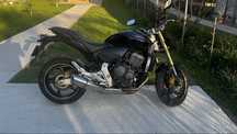 Vand Honda Hornet PC 41/ Bonus stander si husa