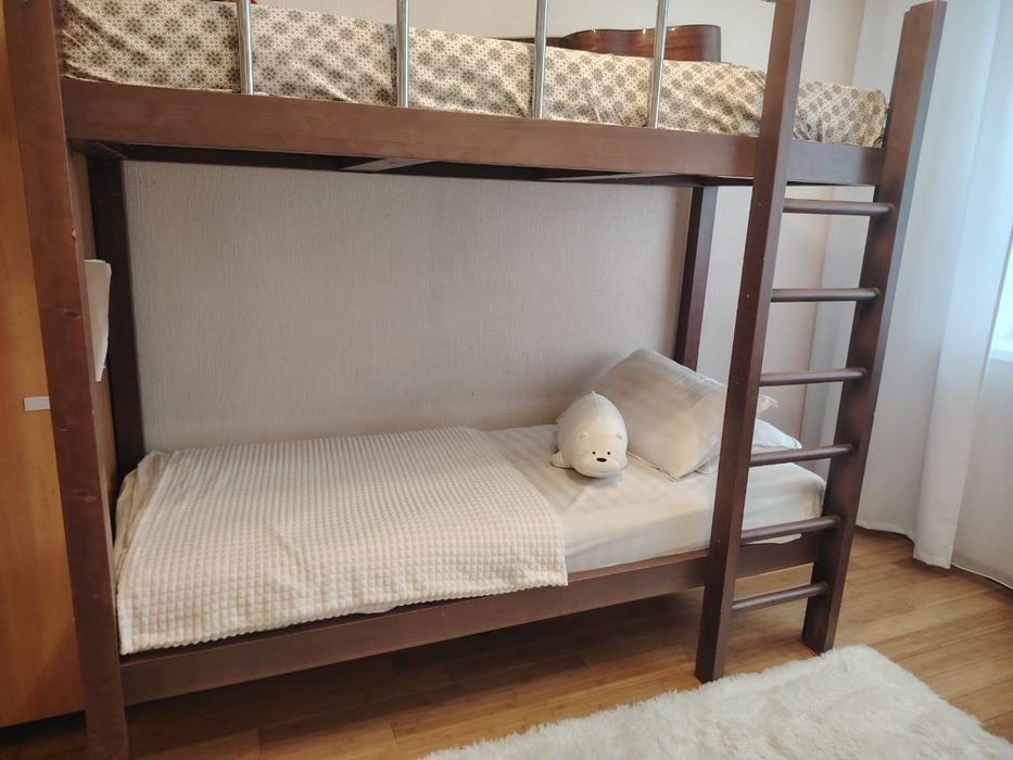 Продам двухярусную кровать