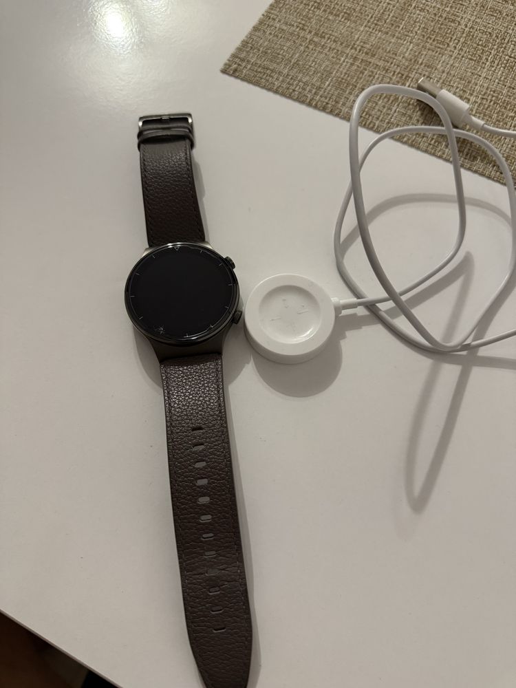 Смарт часовник Huawei GT 2pro