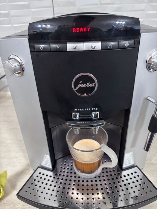 Aparat de cafea Jura F50