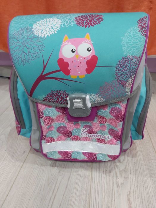 Ghiozdan  pentru fete