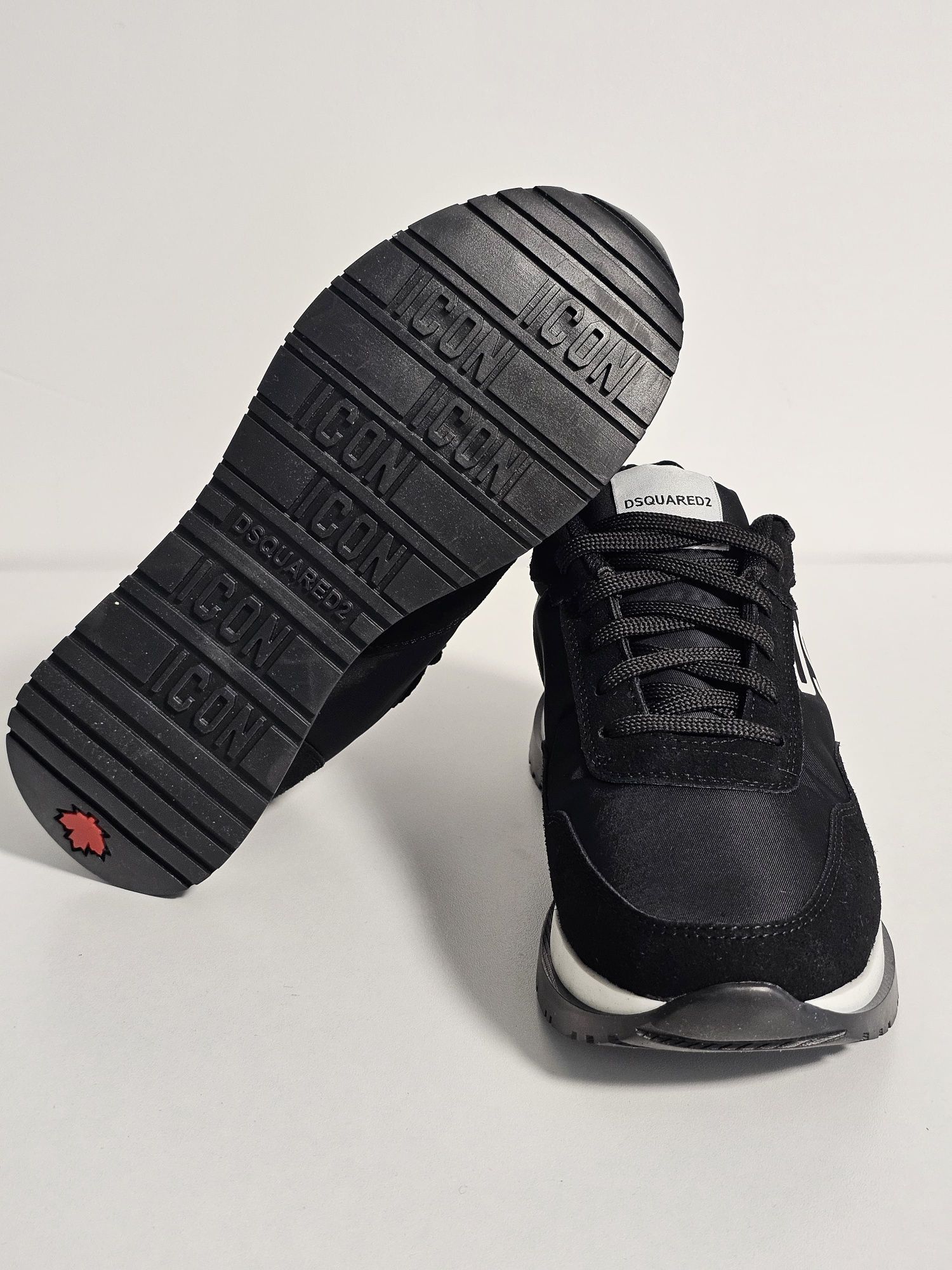 Adidași dsquared
