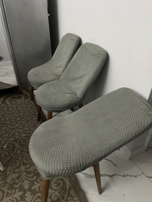 Стулья кухонные, требуют ремонта