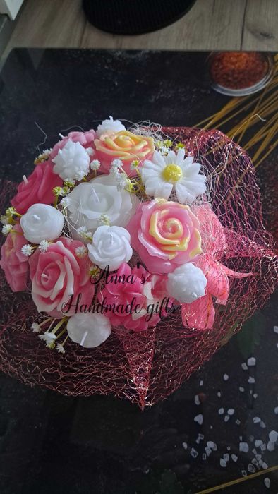 Красиви букети от соев восък