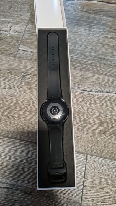 Samsung Galaxy Watch 4