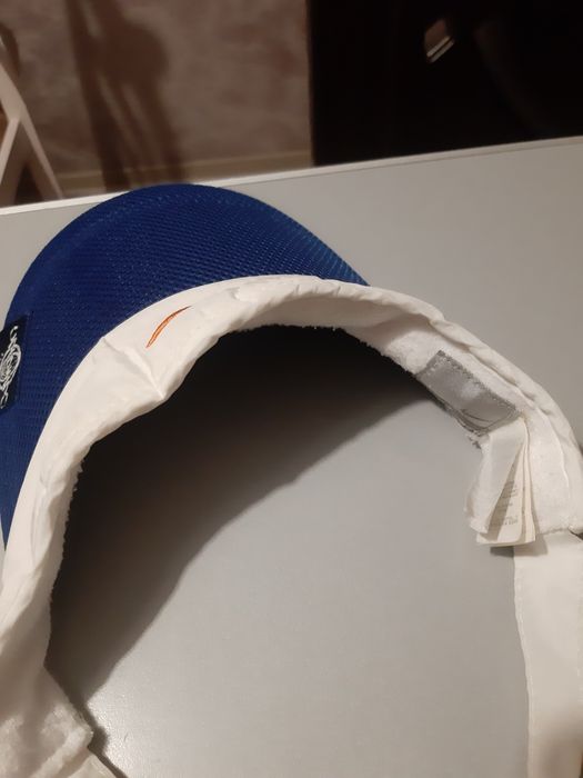 Vând e șăpci 2 Nike și una Adidas