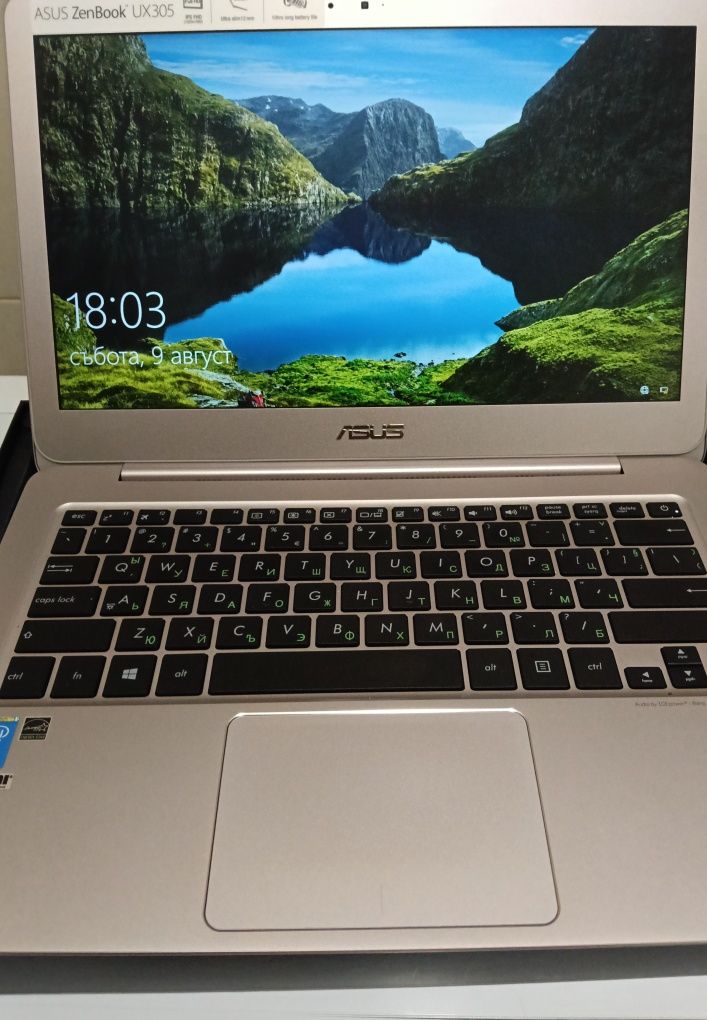 ASUS NoteBook PC  UX305F