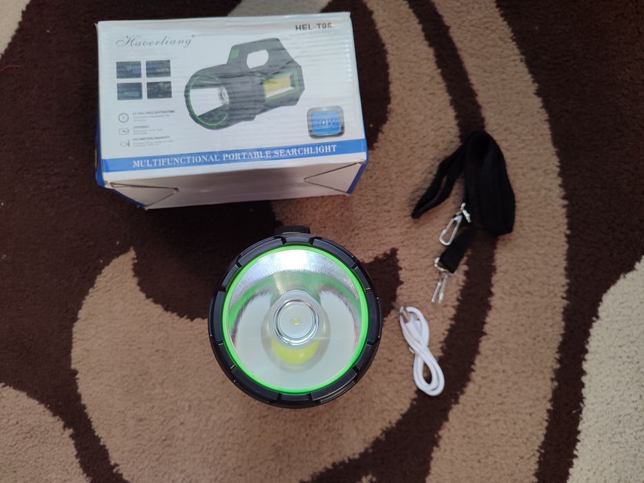 Фонарь походный на солнечных батареях