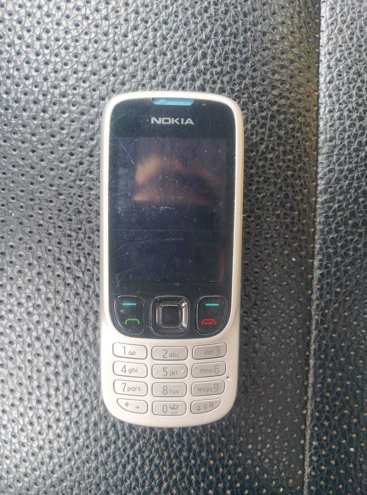 Телефон Nokia 6303 Classic нокиа, FM radio, camera, Bluetooth