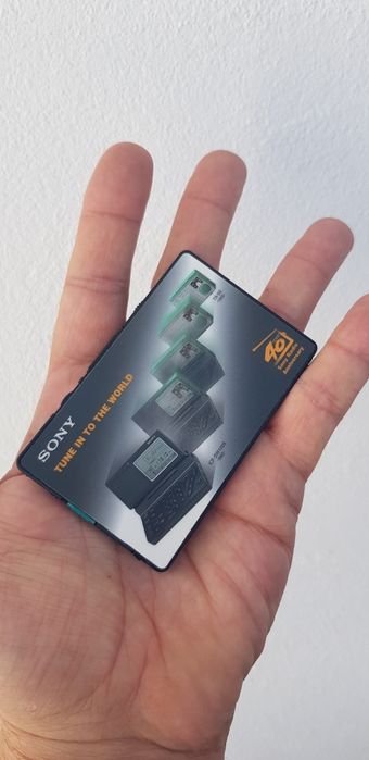 Radio portabil de colecție Sony SRF-220 FM/AM Radio card