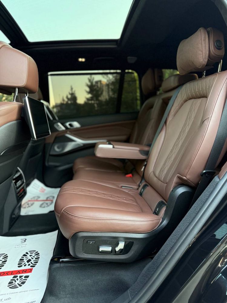 BMW X7 xDrive40i