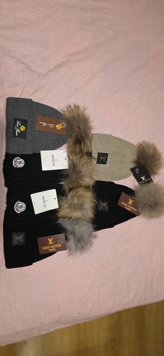 Зимни Дамски Шапки с Естествен косъм.