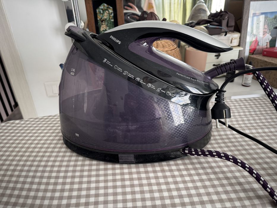 Philips Domestic Appliances GC9420/80 Statie de calcat, fier de calcat