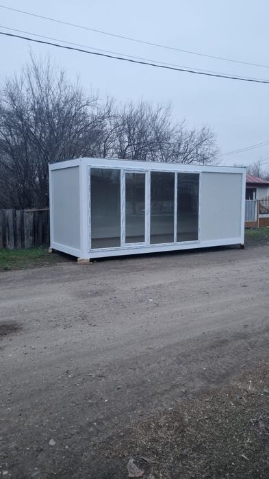 Container containere