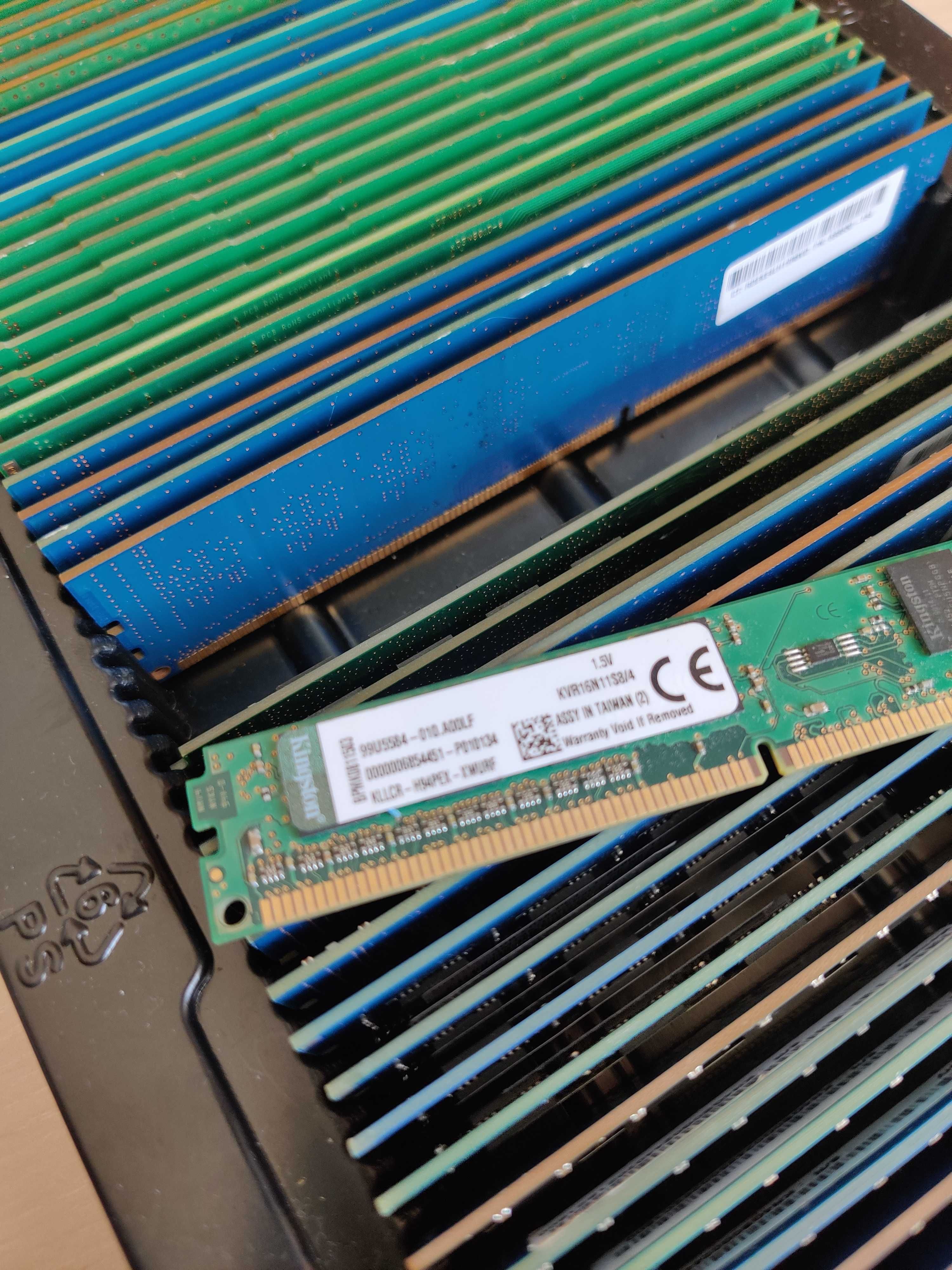 16GB DDR3 ( 4 x 4GB ) 12 Seturi