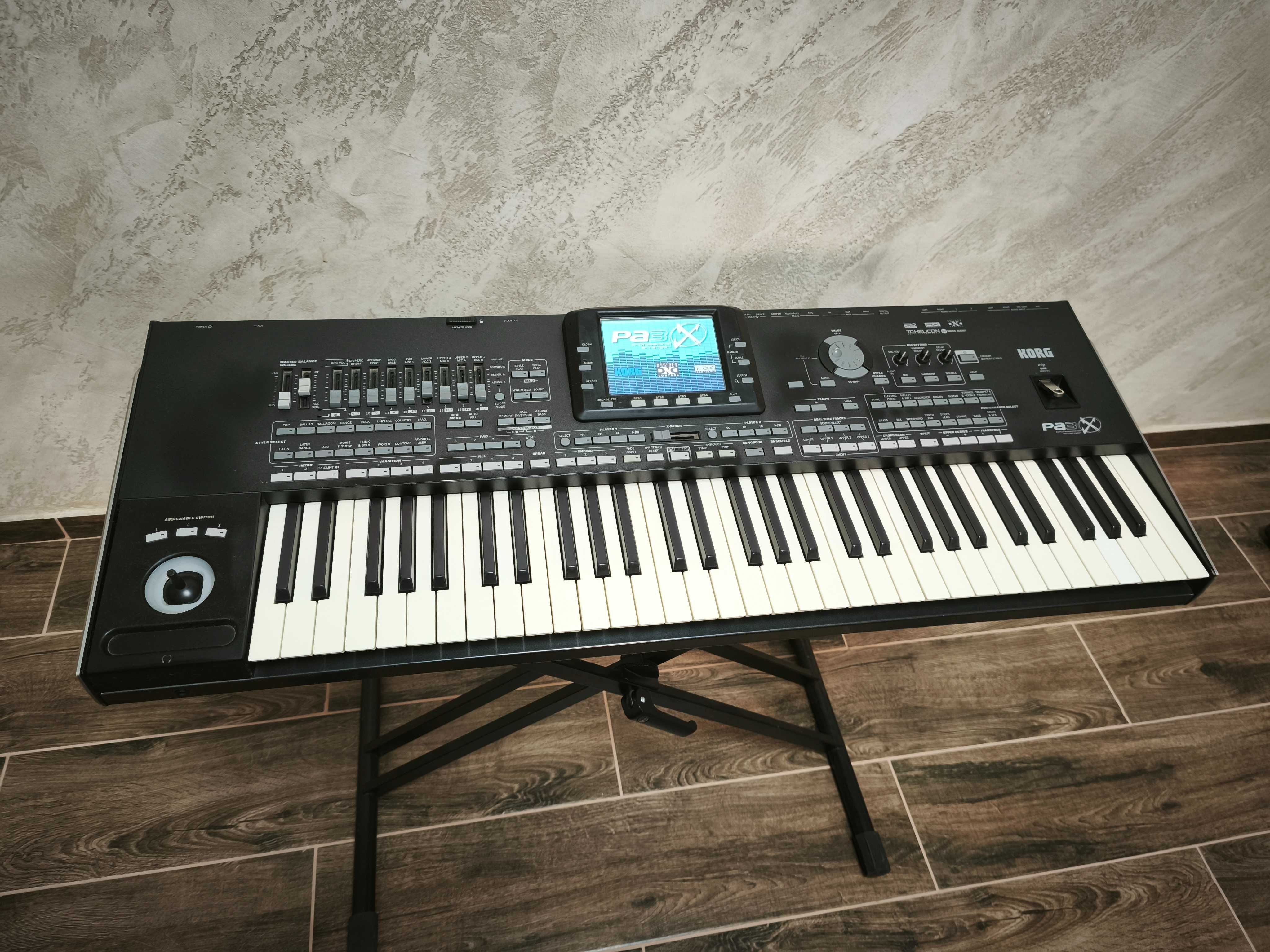Синтезатор Korg pa3x