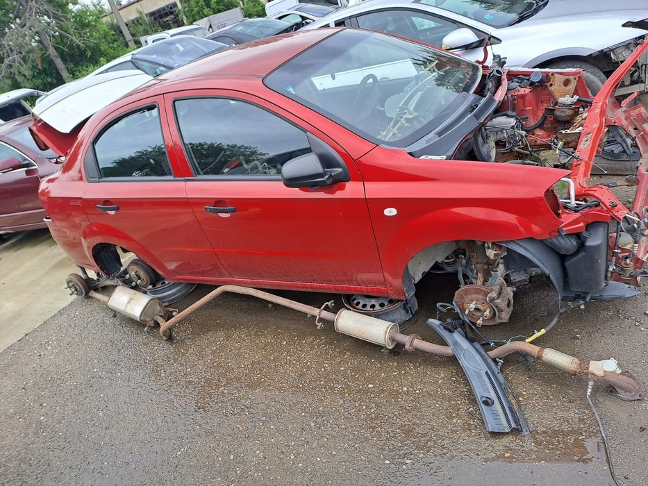 Dezmembrez Chevrolet Aveo 1.2 benzina