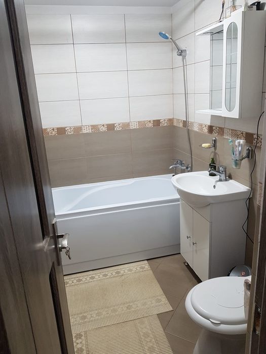 Ofer spre inchiriere apartament doua camere - inchiriez