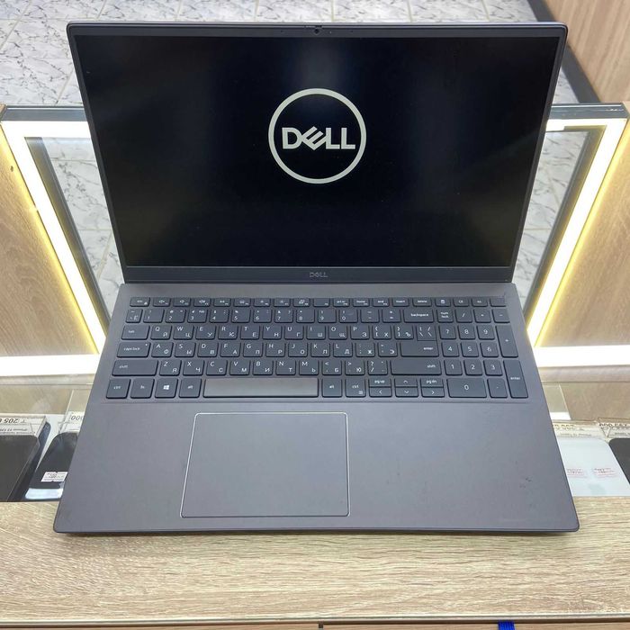 Ноутбук Dell Vostro 15 5501 / sk151057