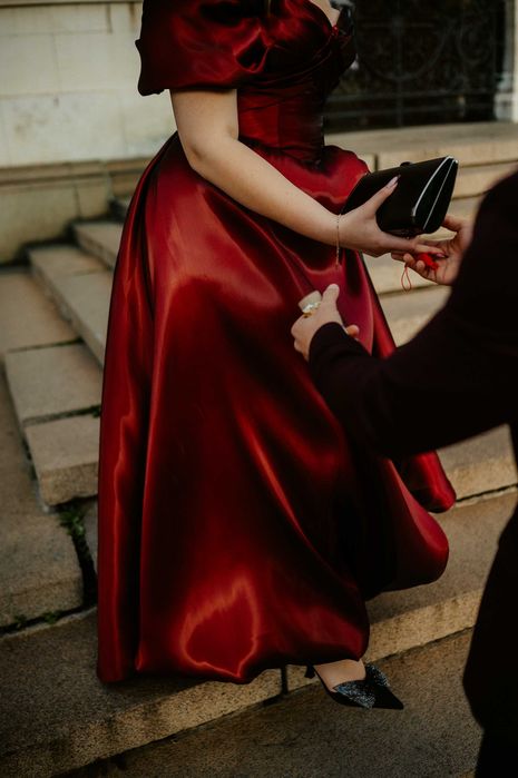 Бална рокля от течна органза