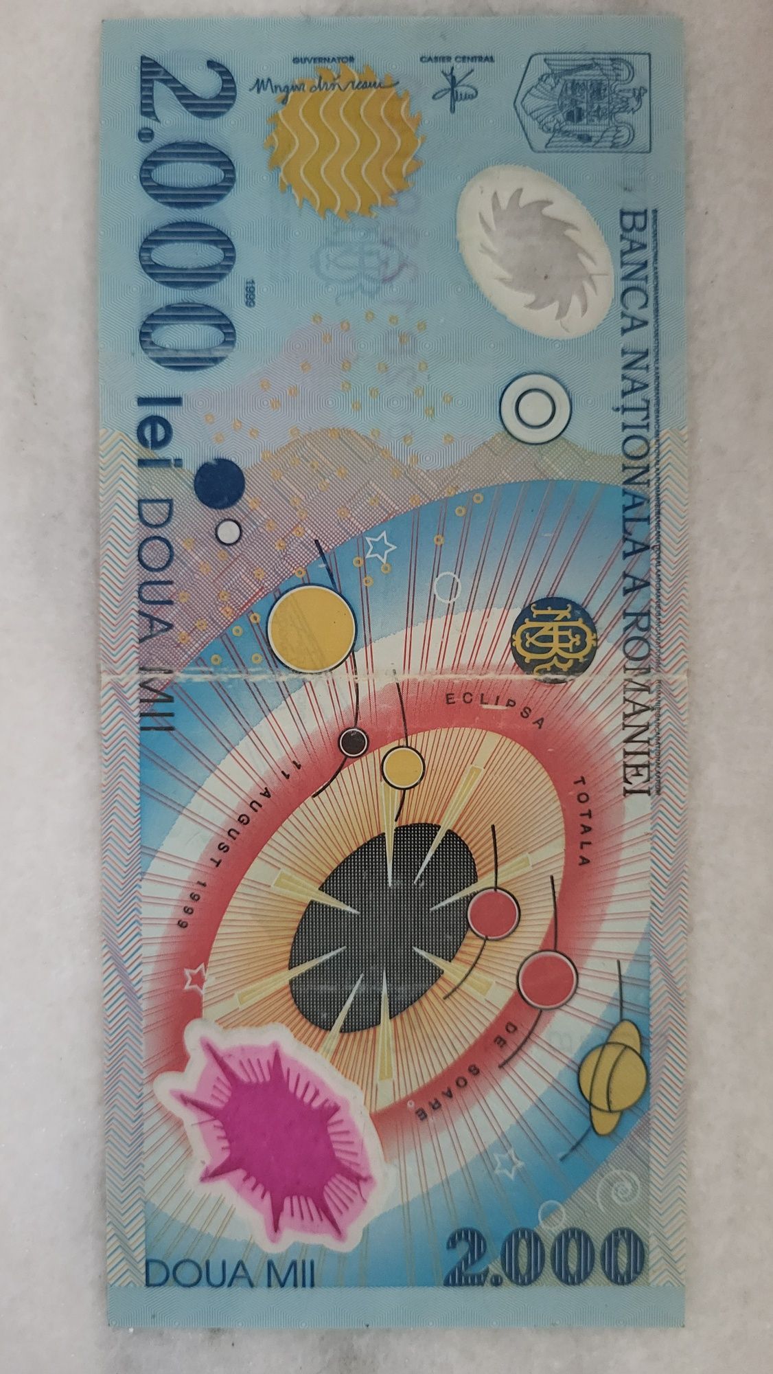 Bancnota eclipsa 2000 lei seria 002B