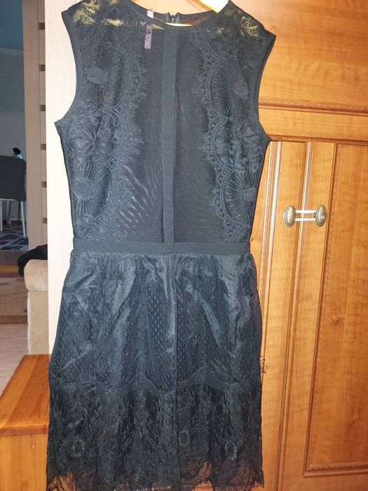 Платье нарядное р. XS , сетка , гипюр