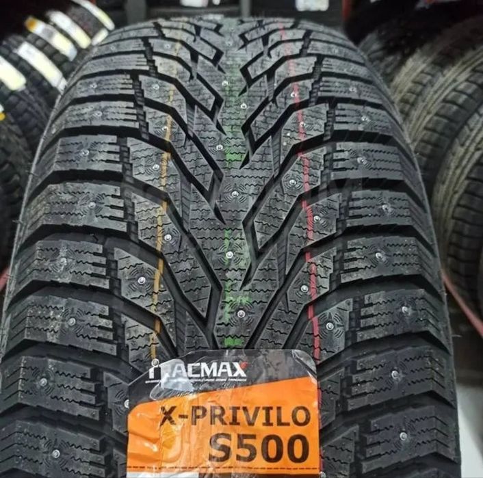 Новые шипованные шины комплект TRACMAX 255/55 R20