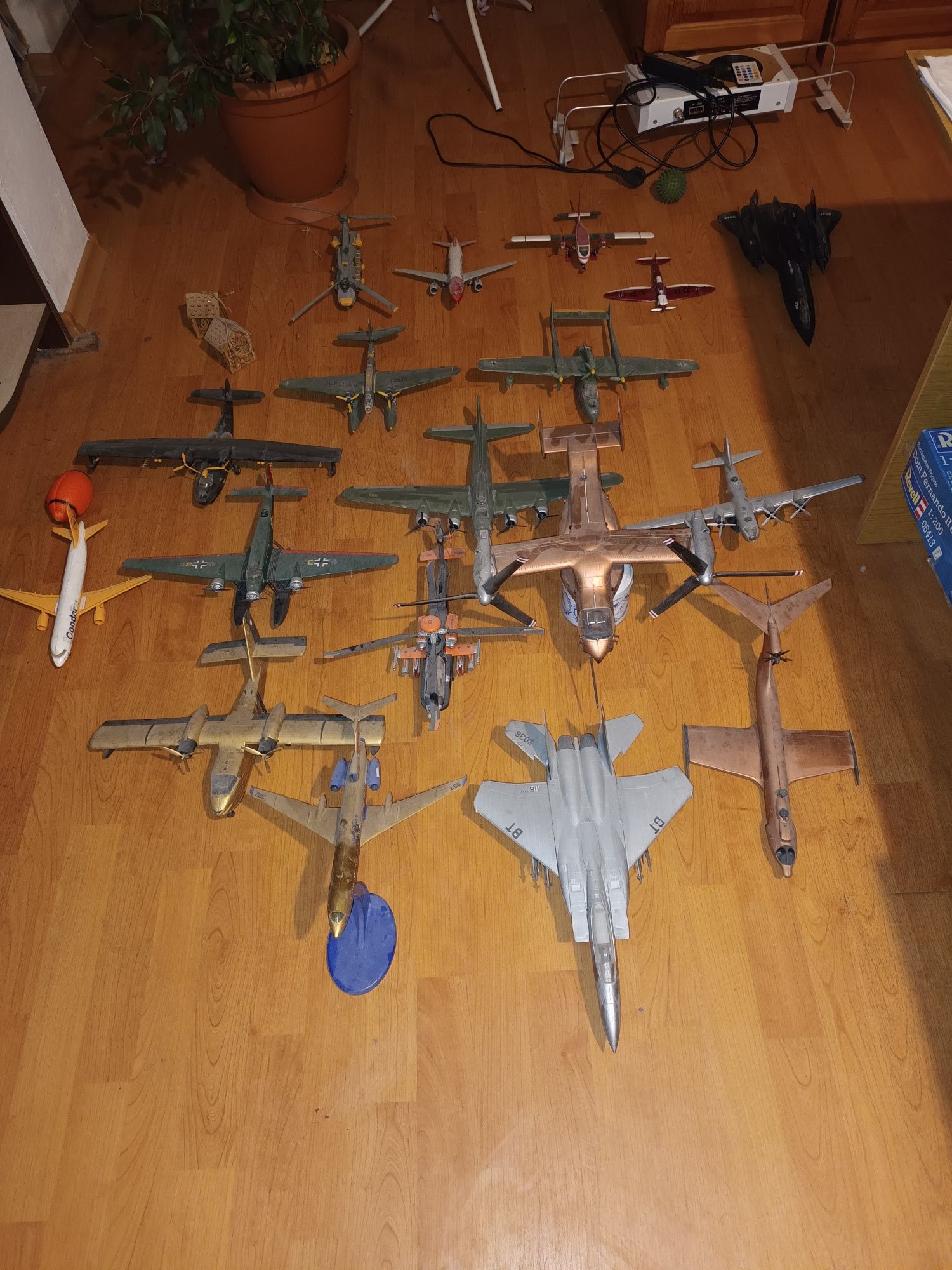 Макети на самолете, вертолети Revell, Airfix