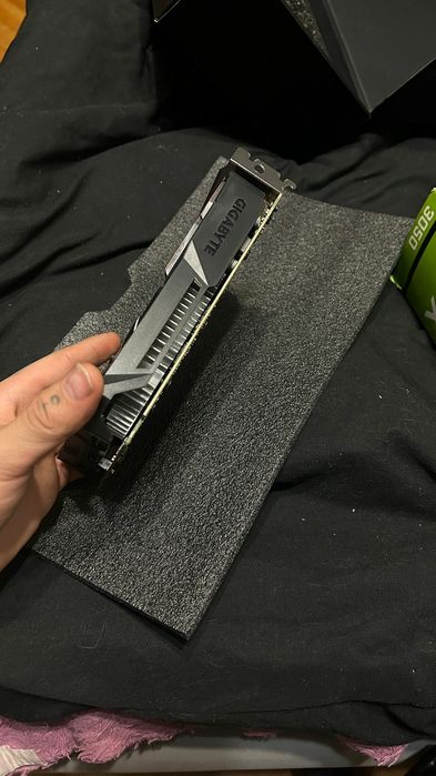 Gigabyte GTX 1050Ti 4Gb gpu
