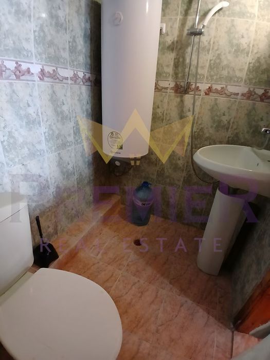 Дава се под наем Едностаен апартамент в Варна, Бриз - 25 кв.м за 229.5 € - Снимка #3