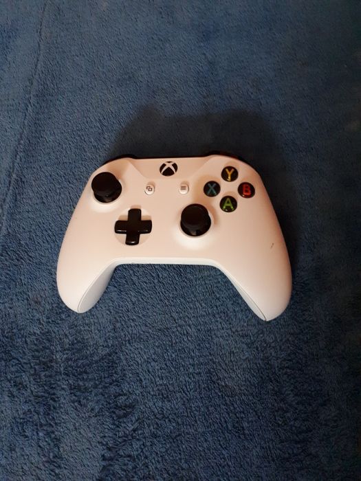 Maneta Xbox One White