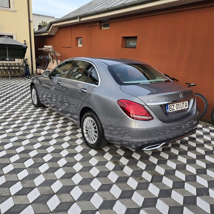 Mercedes C - 1.6 Benzina - Manual