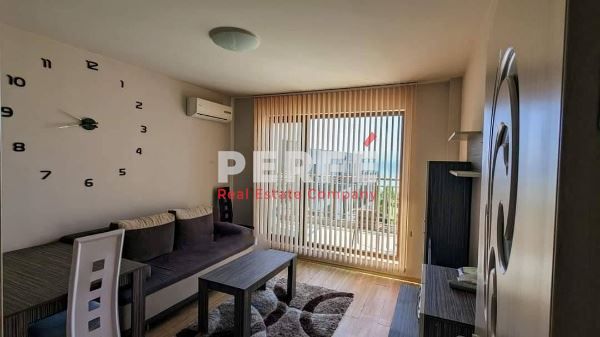 Дава се под наем Двустаен апартамент в Бургас, Сарафово - 68 кв.м за 357 € - Снимка #1