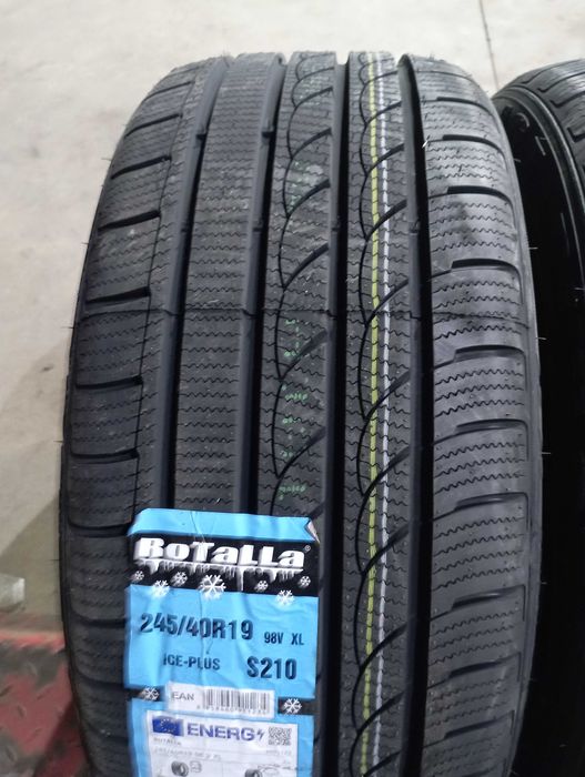 Set Anvelope (BMW) Rotalla 275/35/19 Cu 245/40/19 Noi De Iarna