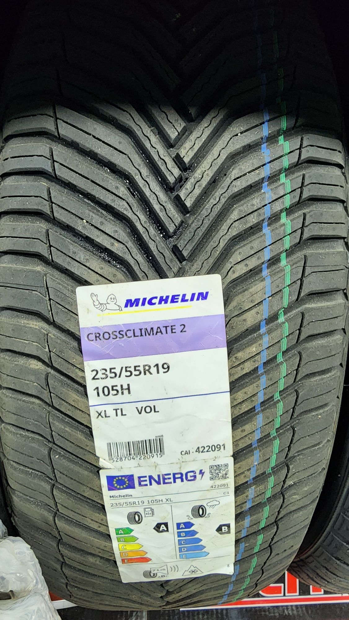 Michelin crossclimate 2  235/55r19