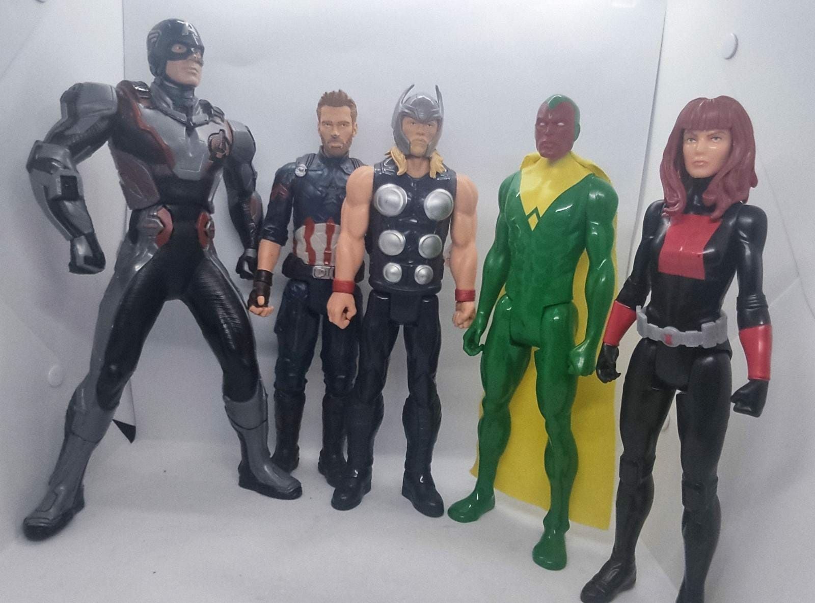 Figurine Avengers Iron Man Captain America Black Widow Thor