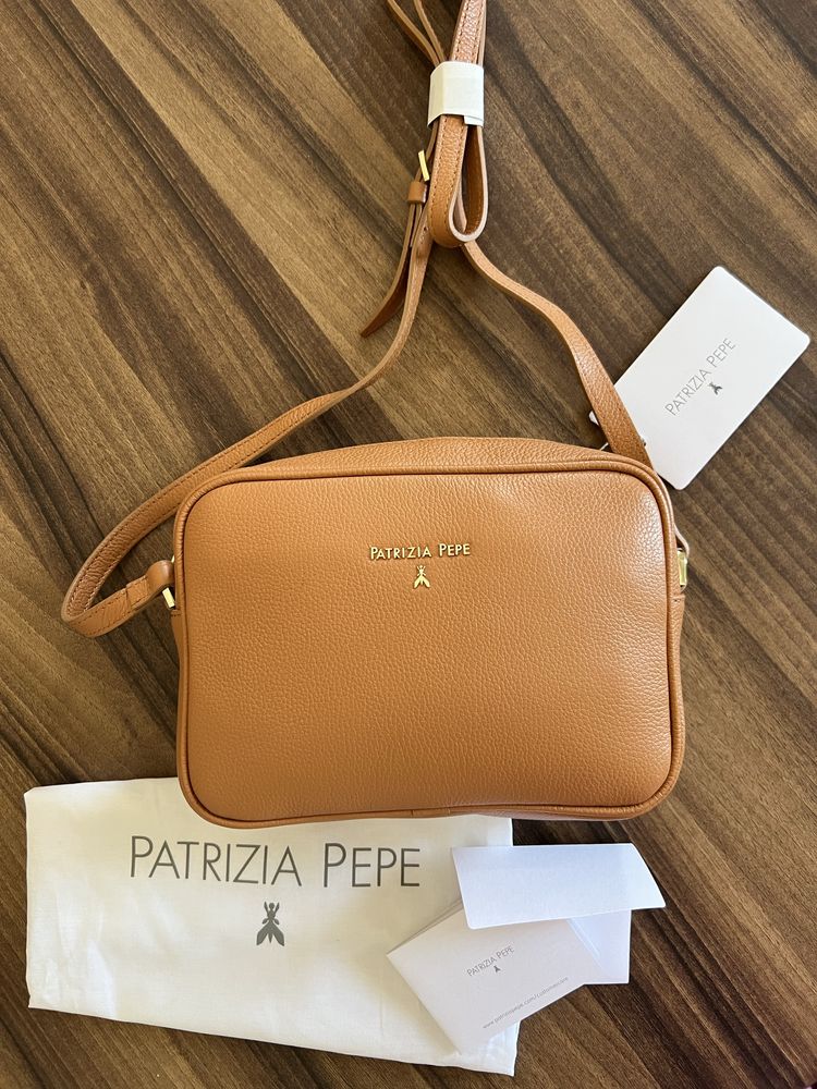 Нова чанта Patrizia Pepe