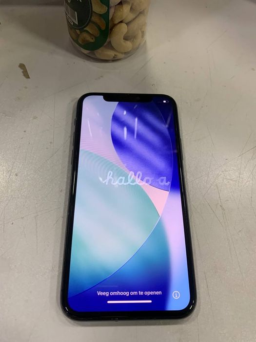 Iphone 11 pro 64gb sotiladi